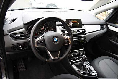 BMW 218 Active Tourer Bluetooth, Parkhilfe