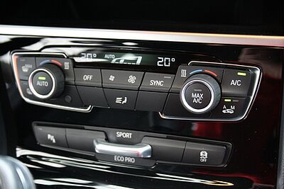 BMW 218 Active Tourer Bluetooth, Parkhilfe