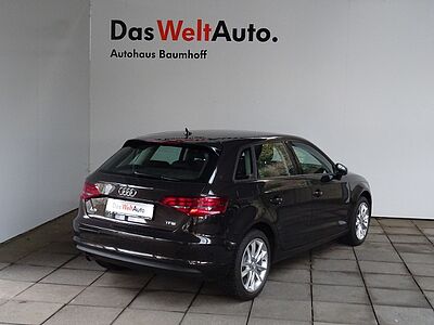 Audi A3 Sportback 1.2 TSI Attraction Parkhilfe,Sitzhz