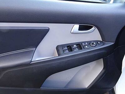 Kia Sportage 1.6 GDI Vision 2WD Navi, AHK