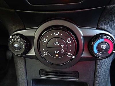 Ford Fiesta 1.25 Sitzheizung,