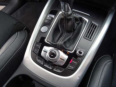 Audi Q5 2.0 TDI Ultra S-Line Navi, AHK, Pano, 19'