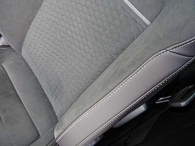 Volkswagen Golf VII 2.0 GTD DSG Alcantara, Kamera, ACC