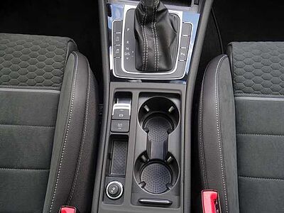 Volkswagen Golf VII 2.0 GTD DSG Alcantara, Kamera, ACC