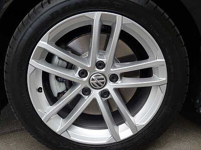 Volkswagen Golf VII 2.0 GTD DSG Alcantara, Kamera, ACC