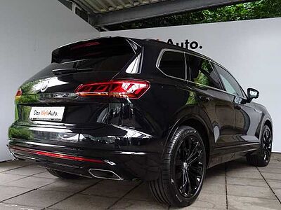 Volkswagen Touareg 3.0 TDI DSG 4Motion R-Line 21', Matrix