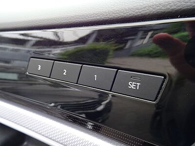 Volkswagen Touareg 3.0 TDI DSG 4Motion R-Line 21', Matrix