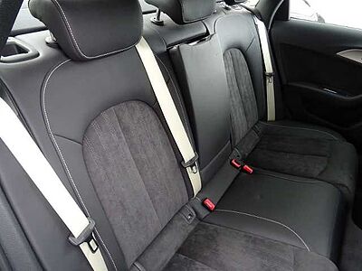 Audi A6 2.0 TDI S-Tronic S-Line 20', Teilleder