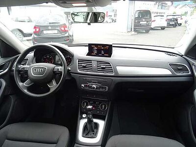 Audi Q3 2.0 TDI Xenon, Bluetooth, Sitzhzg.