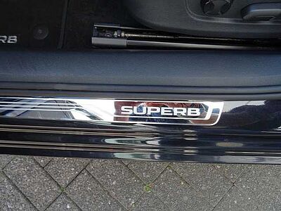 SKODA Superb 2.0 TDI DSG Style Pano, AHK, Kamera